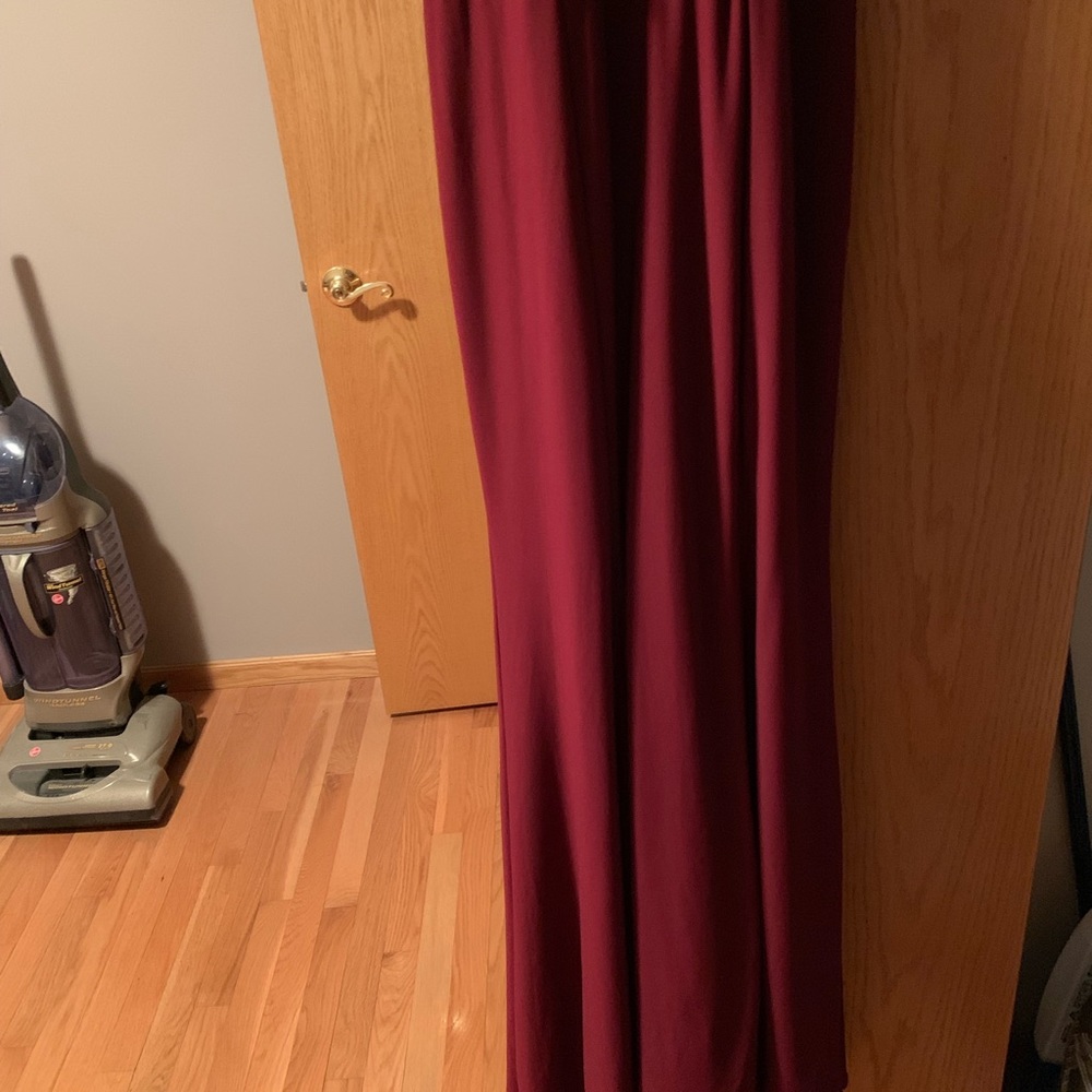 Prom dress. - Picture 2 of 4